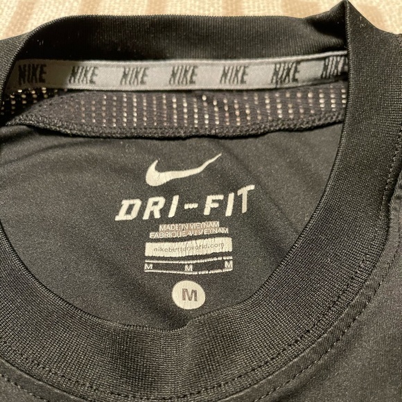 Nike Dri-Fit Tank Top - Picture 4 of 4